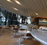Super 8 - Book Restaurant