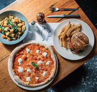 Trotters Bistro - Book Restaurant