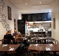 Waiters Restaurant - Italian Waiters Club - Book Restaurant