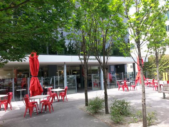 Cafe Promenade Melbourne