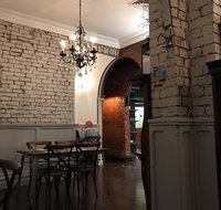 Billy  Lucy Botanic - Book Restaurant