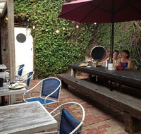 Hooked - Book Restaurant