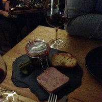 Hell Of The North - Book Restaurant 3