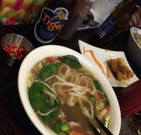 Pho La Que Basil Leaf - Book Restaurant