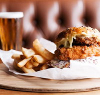 Prahran Hotel - Book Restaurant