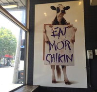 Smokey Chooks - Book Restaurant