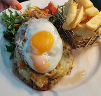 The Home Hotel Bistro - Book Restaurant