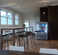Platform 1 Cafe - Book Restaurant