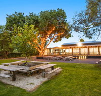 Batesford Hotel - Book Restaurant
