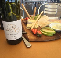Del Rios of Mount Anakie - Book Restaurant