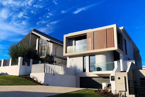 Big Perth (Private) Day Tour - Book Restaurant 1