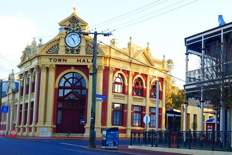 The Big Wave Rock (Private) Day Tour - Book Restaurant 4