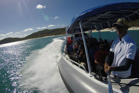 Whitehaven Beach Day Tour With Snorkel In Whitsundays Island - Book Restaurant 2