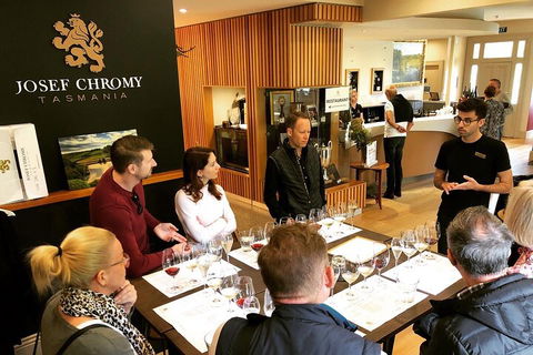 Tamar Valley Wine And Gin Tour With Lunch - Book Restaurant 0