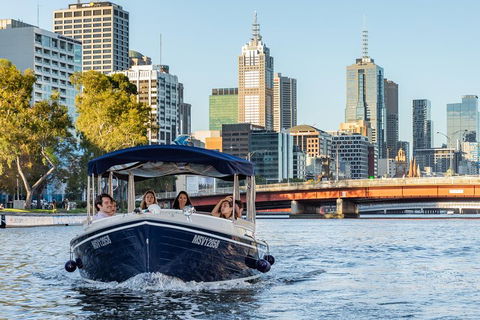 2-Hour Self-Drive Boat Hire On The Yarra River - Book Restaurant 4