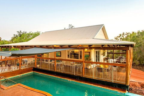Wet Season Incredible Islands Tour - Horizontal Falls & Cygnet Bay Pearl Farm - Book Restaurant 2