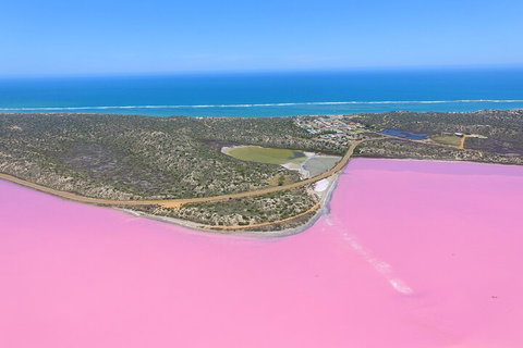 70-minute Pink Lake Scenic Flight - Book Restaurant 2