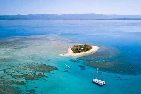 Ultimate 3-Day Great Barrier Reef Cruise Pass - Book Restaurant 2