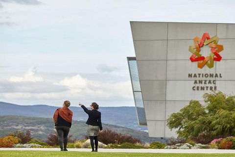 Higlights Of Hictoric Albany City: The National ANZAC Centre - Book Restaurant 2