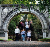 Private Royal Tasmanian Botanical Gardens Walking Tour - Book Restaurant