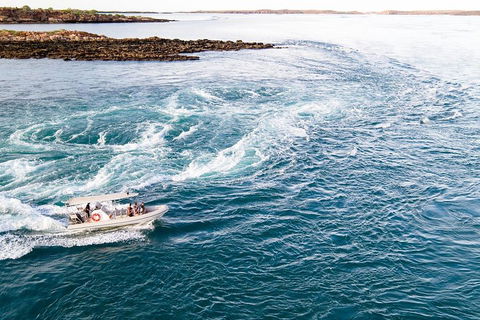 Cape Leveque, Sea Safari And Aboriginal Communities From Broome - Book Restaurant 3