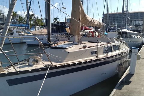 Townsville Small Group Sunset Sail Sailing Cruise Boat Tour Charter Hire - Book Restaurant 3