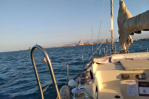 Townsville Small Group Early Morning Sailing Cruise Boat Tour Charter Hire - Book Restaurant 2