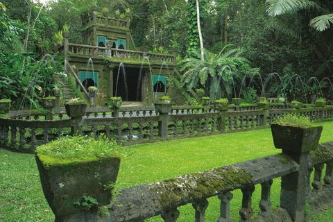 The Original Day Tour To Paronella Park, Lake Barrine And Millaa Millaa Falls - Book Restaurant 3