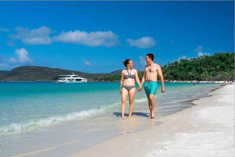 Whitehaven Beach Half-Day Cruises - Book Restaurant 3