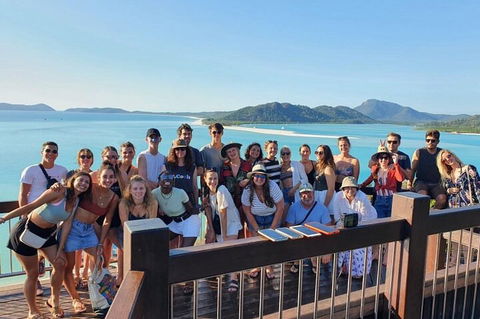 2-Night Whitsunday Islands Sailing Adventure On Trimaran Avatar - Book Restaurant 3