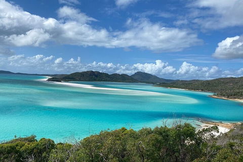 2-Night Whitsunday Islands Sailing Adventure On Trimaran Avatar - Book Restaurant 4