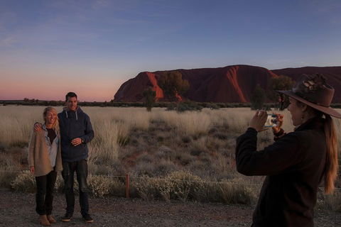 Highlights Of Uluru Including Sunrise And Breakfast - Book Restaurant 4