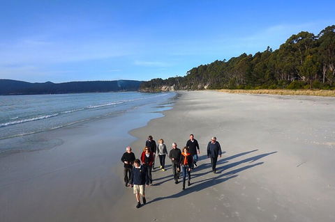 Bruny Island Traveller - Gourmet Tasting And Sightseeing Day Trip From Hobart - Book Restaurant 5