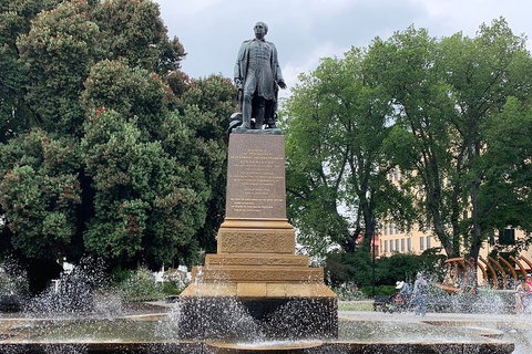2-Hour Small-Group Walking Tour Of Hobart - Book Restaurant 3