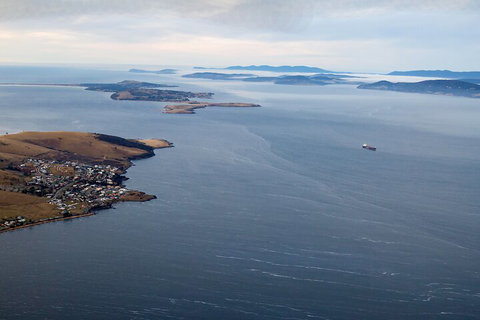 Hobart City Flight Including Mt Wellington And Derwent River - Book Restaurant 1