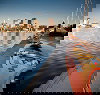 Melbourne Sunset Kayaking Experience with Dinner - Book Restaurant