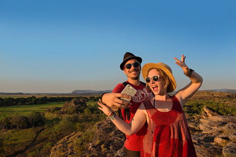 Kakadu National Park Wildlife And Ubirr Rock Art Tour From Darwin City - Book Restaurant 1
