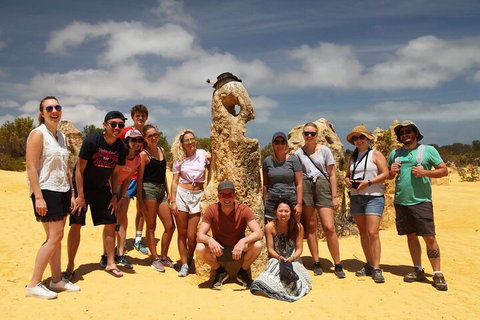 7-Day Exmouth Explorer Via Pinnacles Monkey Mia Ningaloo Reef Returning To Perth - Book Restaurant 2
