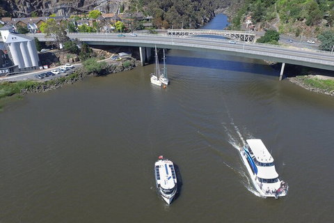 2.50 Hour Afternoon Discovery Cruise Including Cataract Gorge Departing At 3 Pm - Book Restaurant 3