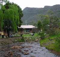Grampians  Halls Gap - Book Restaurant