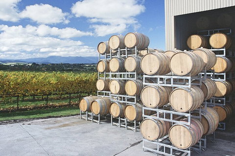 Yarra Valley Wine Tour Inc Lunch With A Glass Of Wine, Tastings And Chocolate - Book Restaurant 4