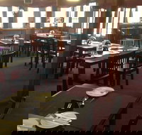 Adelaide Hills Tour with River Murray 3 Hour Lunch Cruise - Book Restaurant