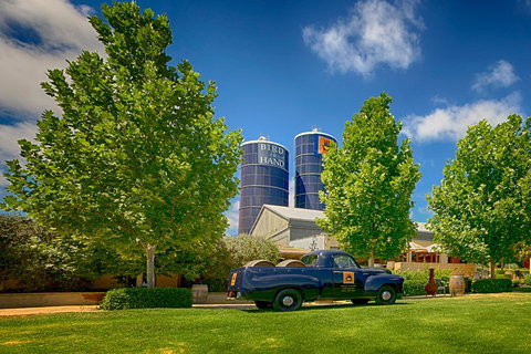 Small Group Adelaide Hills And Hahndorf Hideaway Tour From Adelaide - Book Restaurant 4