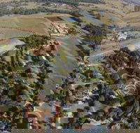 Hunter Valley Broken Back Range Helicopter Flight from Cessnock - Book Restaurant