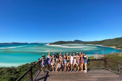 4 Day & 3 Night Whitsunday Islands & Outer Reef Sailing Adventure On Condor - Book Restaurant 3