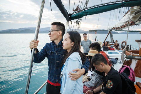 Whitsunday Islands Private Sailing Experience With Snorkeling & Langford Reef - Book Restaurant 2