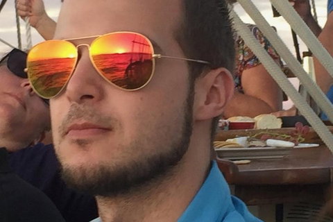 Whitsunday Islands Private Sailing Experience With Snorkeling & Langford Reef - Book Restaurant 3