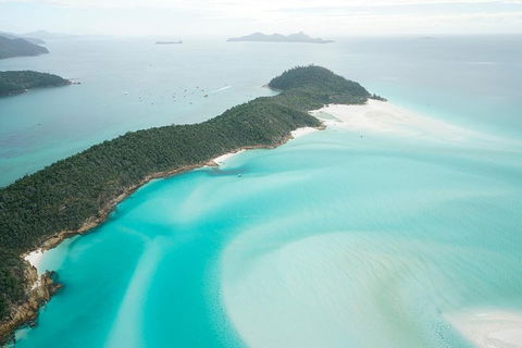 Whitehaven Beach And Hill Inlet Lookout Full-Day Snorkeling Cruise By High-Speed Catamaran - Book Restaurant 1