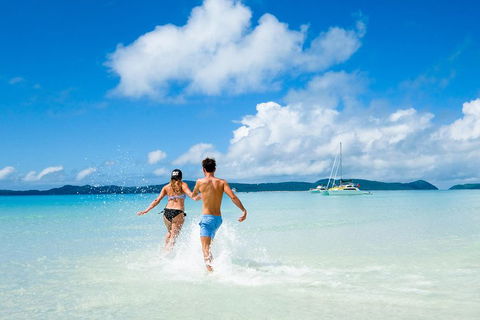 Whitehaven Beach And Hill Inlet Lookout Full-Day Snorkeling Cruise By High-Speed Catamaran - Book Restaurant 4