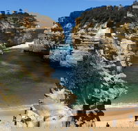 3-Day Great Ocean Road and Grampians Tour from Melbourne - Book Restaurant